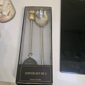 pineapple server set of two